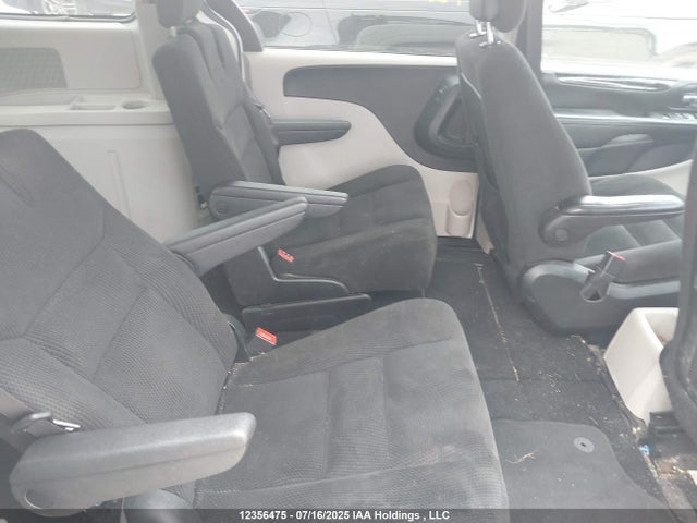 2C4RDGBG2HR594896 Dodge Grand Caravan
