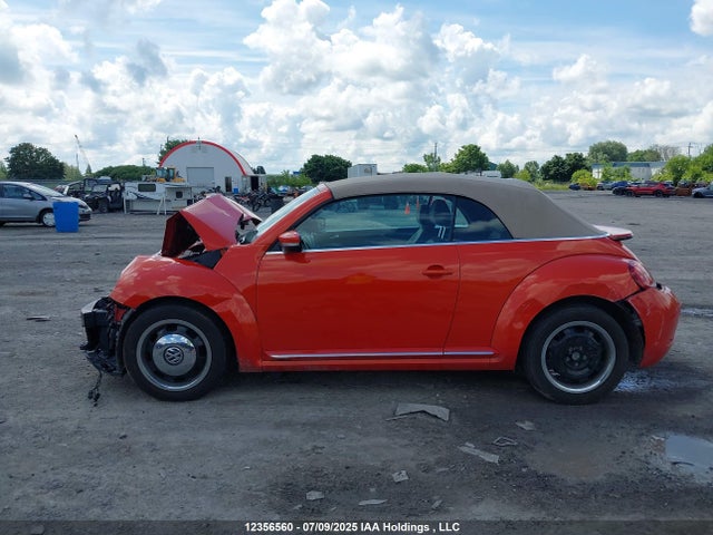 3VW5DAAT9JM508374 Volkswagen Beetle