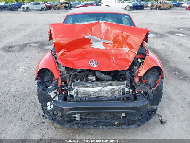 3VW5DAAT9JM508374 Volkswagen Beetle