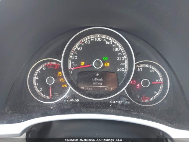 3VW5DAAT9JM508374 Volkswagen Beetle