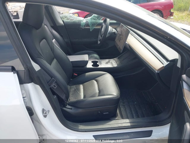 5YJ3E1EA3PF502213 Tesla MODEL 3