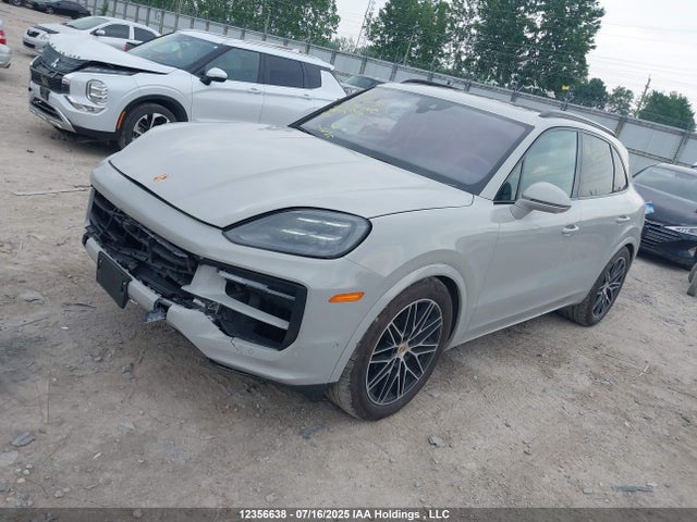 Porsche Cayenne 2024 WP1AA2AY6RDA03040 Image 2