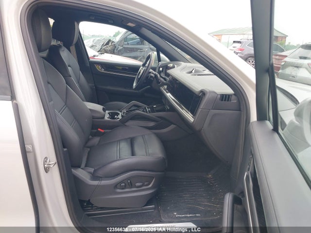 Porsche Cayenne 2024 WP1AA2AY6RDA03040 Image 5