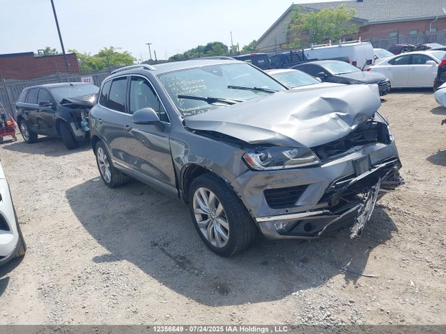 WVGEP9BP5FD001805 Volkswagen Touareg