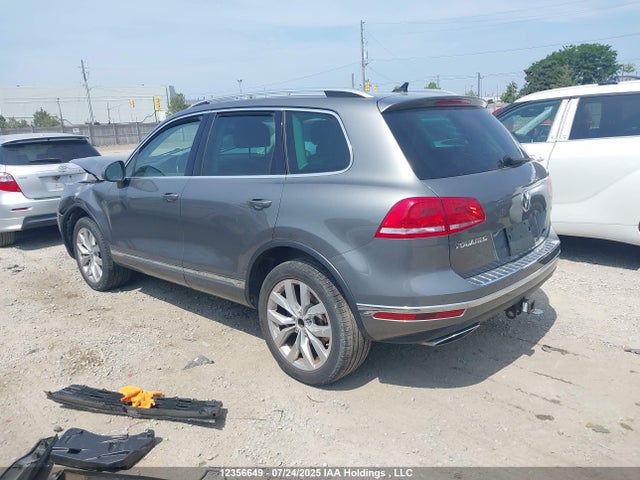 WVGEP9BP5FD001805 Volkswagen Touareg