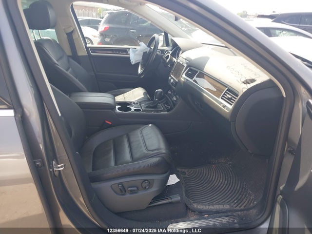 WVGEP9BP5FD001805 Volkswagen Touareg