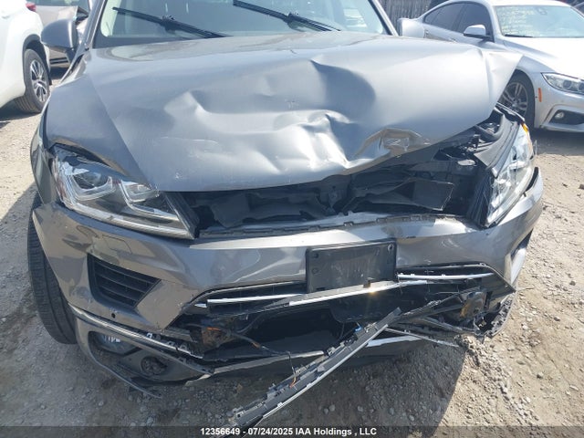 WVGEP9BP5FD001805 Volkswagen Touareg