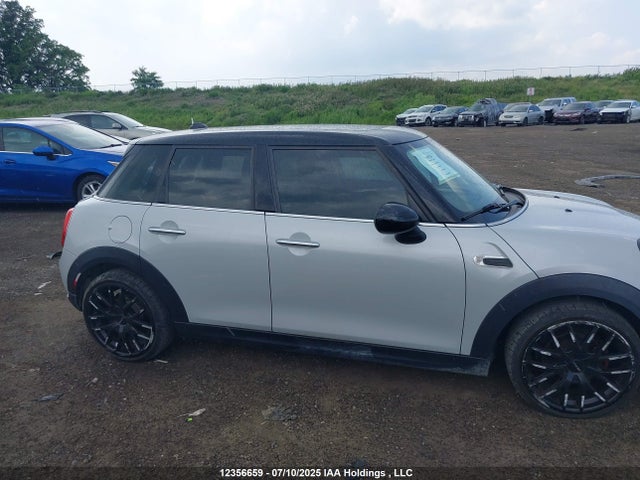 Mini Hardtop 2017 WMWXU1C50H2E18266 Image 13