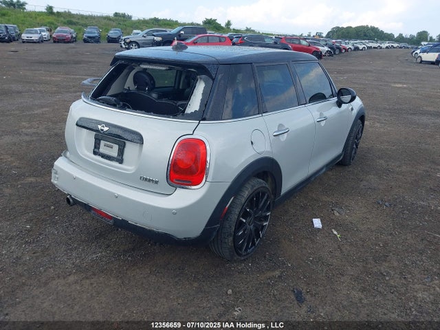 Mini Hardtop 2017 WMWXU1C50H2E18266 Image 4