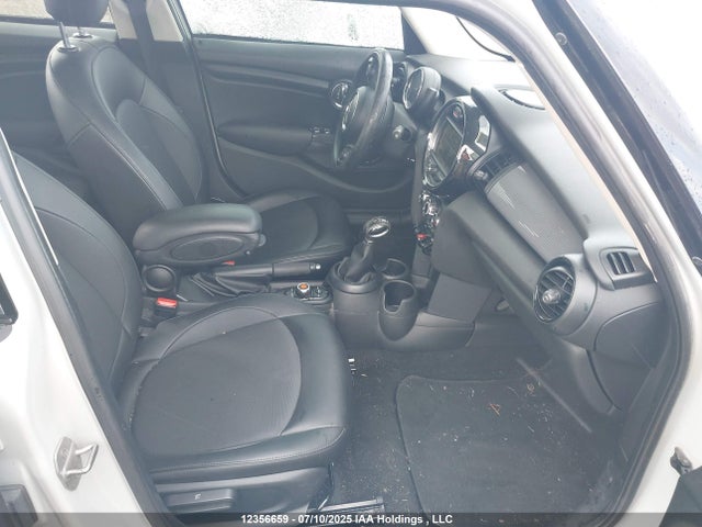Mini Hardtop 2017 WMWXU1C50H2E18266 Image 5