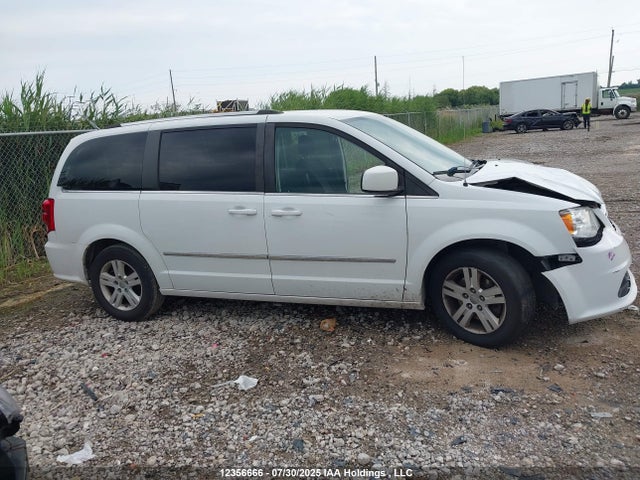 2C4RDGDG3GR377112 Dodge Grand Caravan