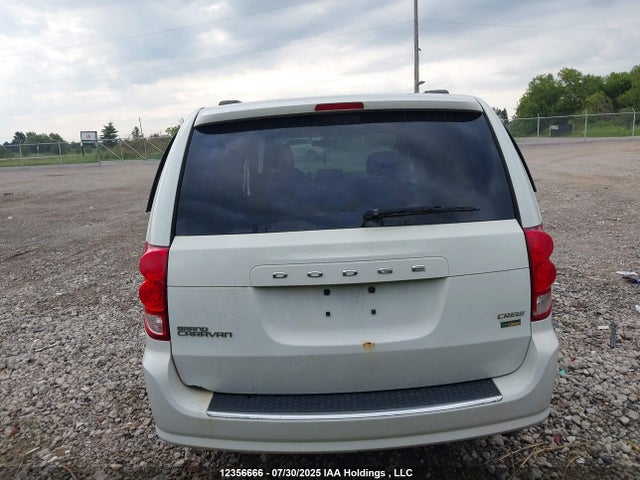 2C4RDGDG3GR377112 Dodge Grand Caravan