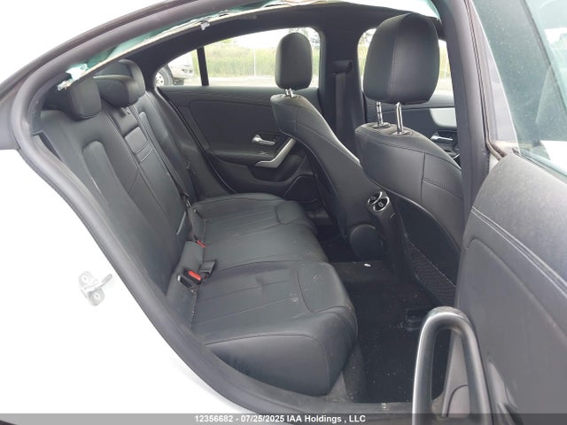W1K5J4HB7PN408501 Mercedes-Benz m260