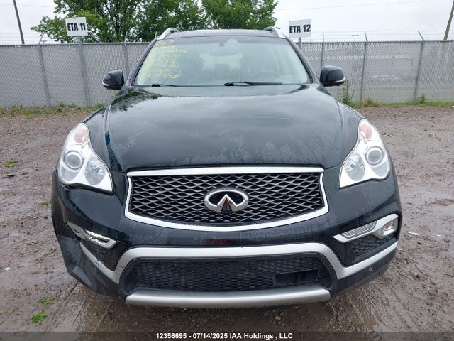 JN1BJ0RR3HM411228 Infiniti 2017