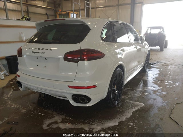 Porsche Cayenne 2017 WP1AD2A26HLA82782 Image 4
