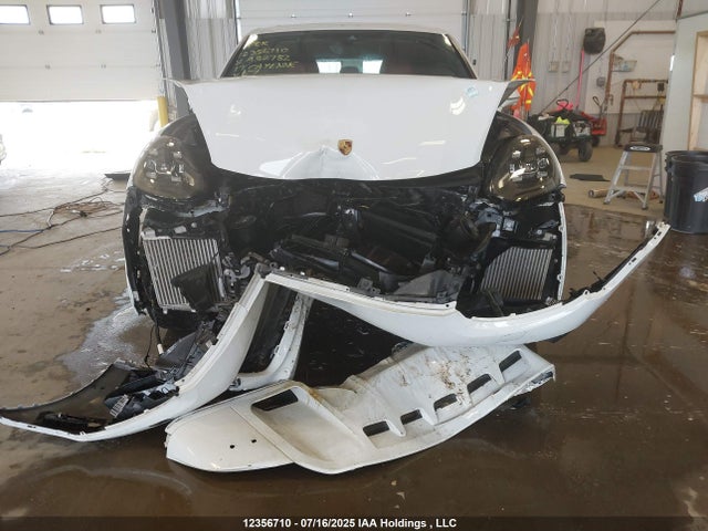 Porsche Cayenne 2017 WP1AD2A26HLA82782 Image 6
