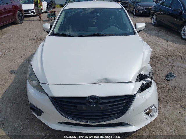 3MZBM1V7XEM114114 Mazda pe