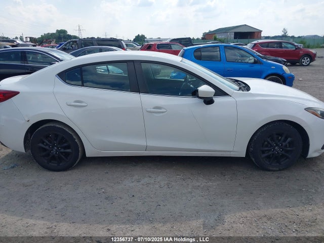 3MZBM1V7XEM114114 Mazda pe