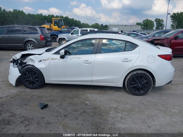 3MZBM1V7XEM114114 Mazda pe
