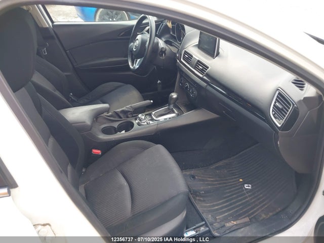 3MZBM1V7XEM114114 Mazda pe