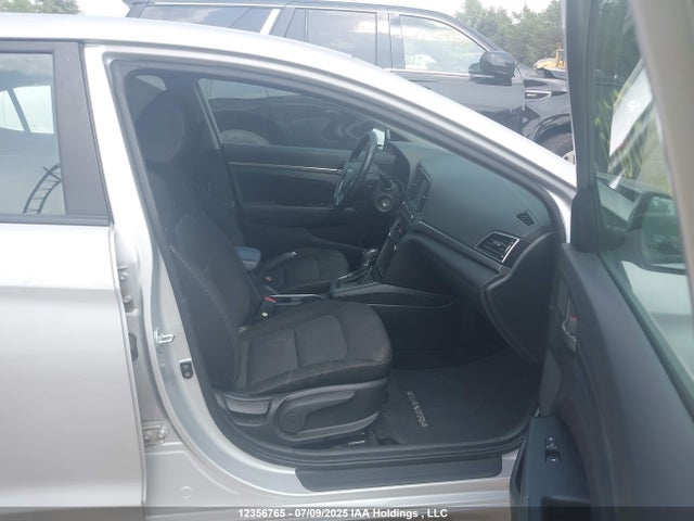 KMHD84LF5HU166788 Hyundai Elantra
