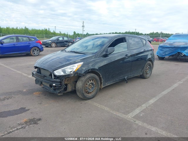 KMHCT5AE1HU354654 Hyundai Accent
