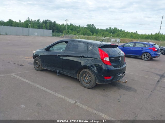 KMHCT5AE1HU354654 Hyundai Accent