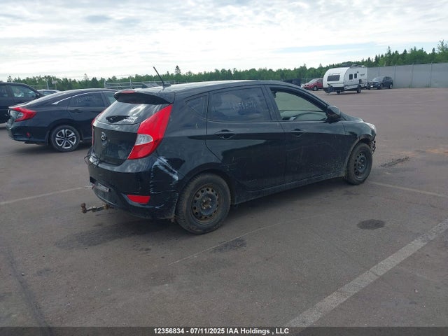 KMHCT5AE1HU354654 Hyundai Accent