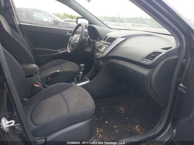 KMHCT5AE1HU354654 Hyundai Accent