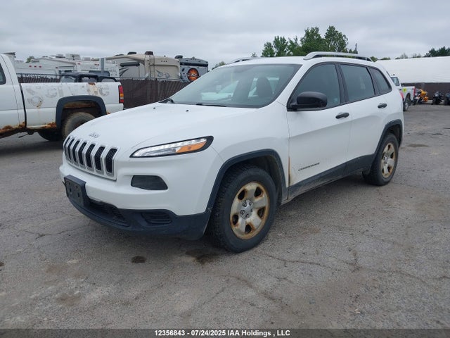 1C4PJMAS0FW736736 Jeep Cherokee