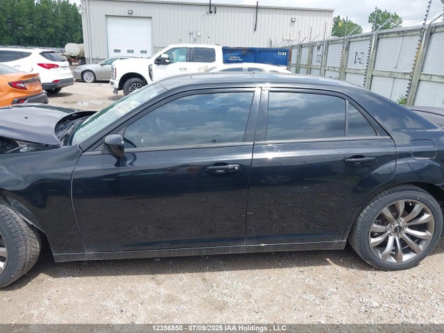 2C3CCABG9EH269299 Chrysler 300
