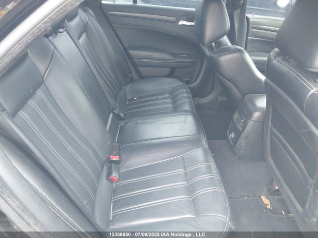 2C3CCABG9EH269299 Chrysler 300