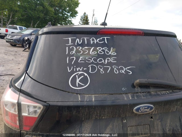 1FMCU9J93HUD87825 Ford 2017