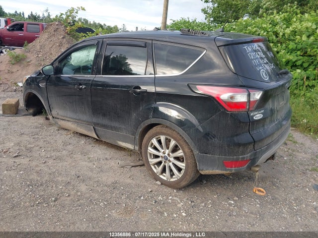 1FMCU9J93HUD87825 Ford 2017