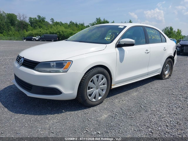 3VWDK7AJ3EM361333 Volkswagen Jetta