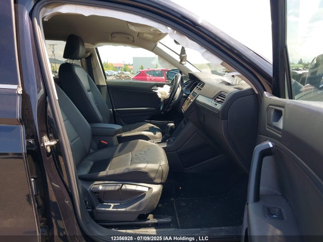 Volkswagen Tiguan 2019 3VV2B7AX4KM182553 Image 5