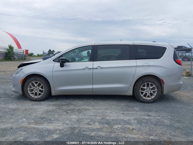 2C4RC1ZG0RR158913 Chrysler grand caravan