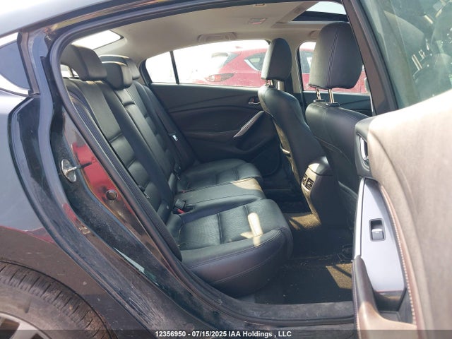 JM1GL1V52H1106925 Mazda py