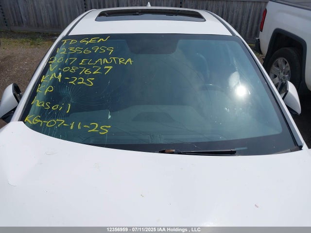 KMHD84LF2HU087627 Hyundai Elantra