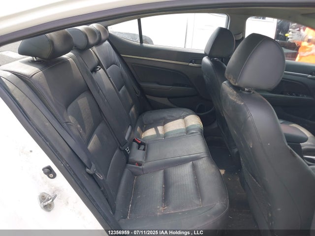 KMHD84LF2HU087627 Hyundai Elantra