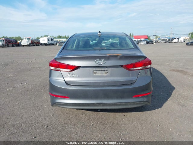 Hyundai Elantra 2017 KMHD84LF4HU416067 Image 17