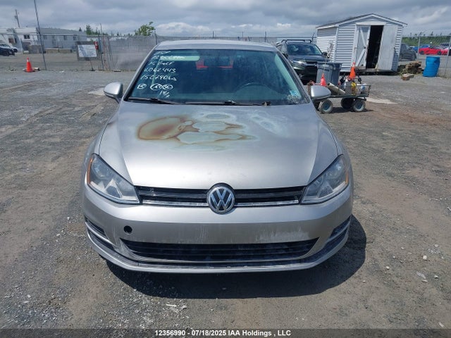 3VW217AU8FM062443 Volkswagen 2015