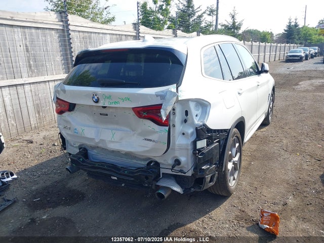 5UXTY5C09L9B15096 BMW X3