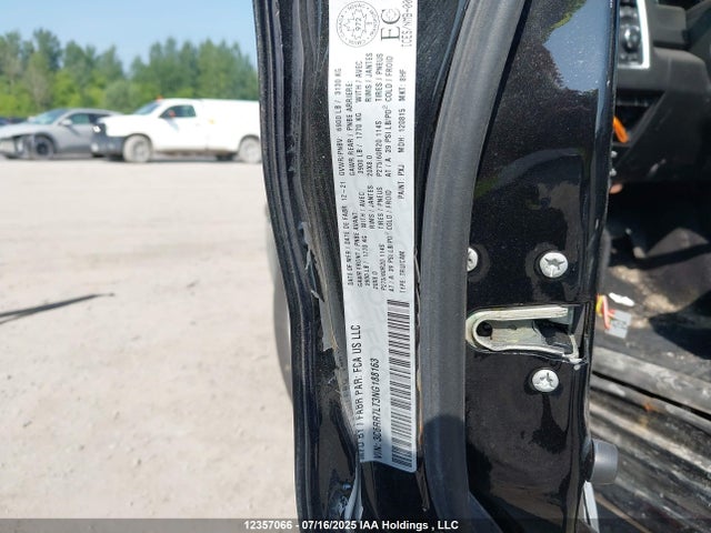 RAM 1500 2022 3C6RR7LT3NG188163 Image 19