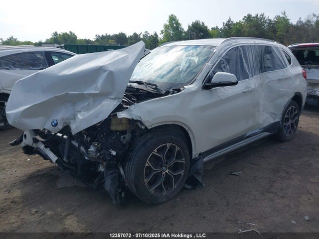 WBXJG9C00N5U68758 BMW X1