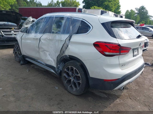 WBXJG9C00N5U68758 BMW X1