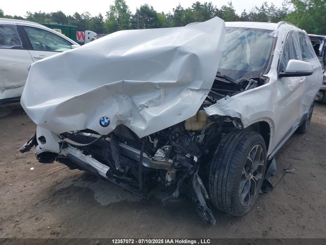 WBXJG9C00N5U68758 BMW X1