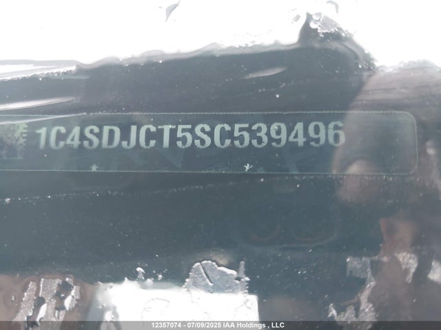 1C4SDJCT5SC539496 Dodge Durango