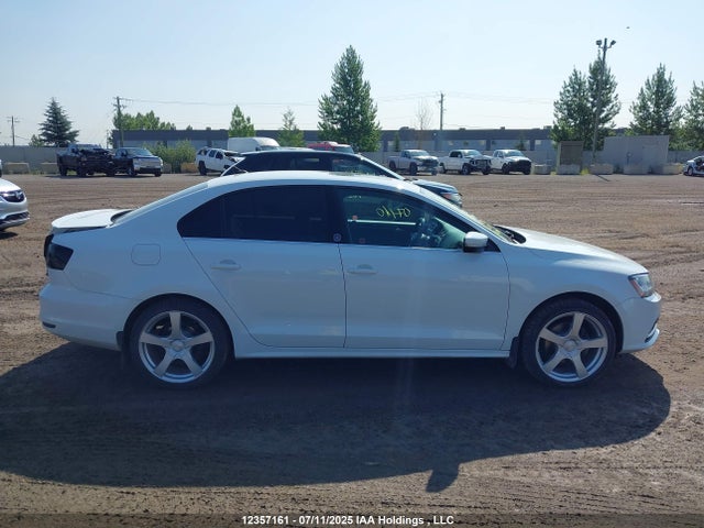 3VWDB7AJ8HM328753 Volkswagen 1.4 tsi