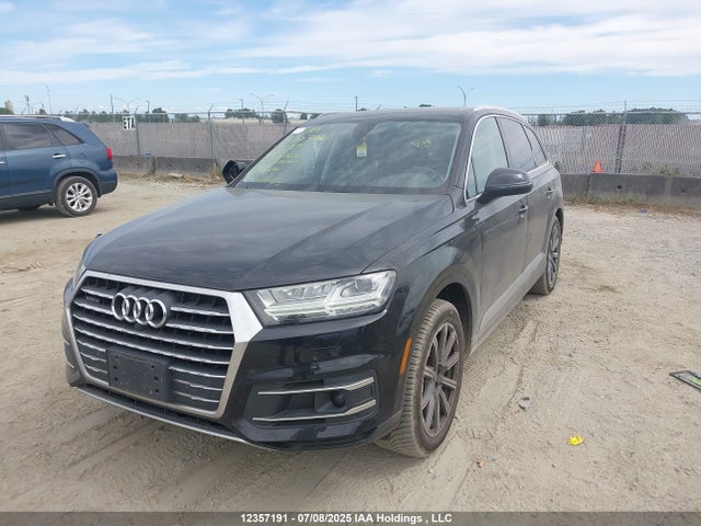 Audi 2017 2017 WA1VABF76HD043601 Image 2